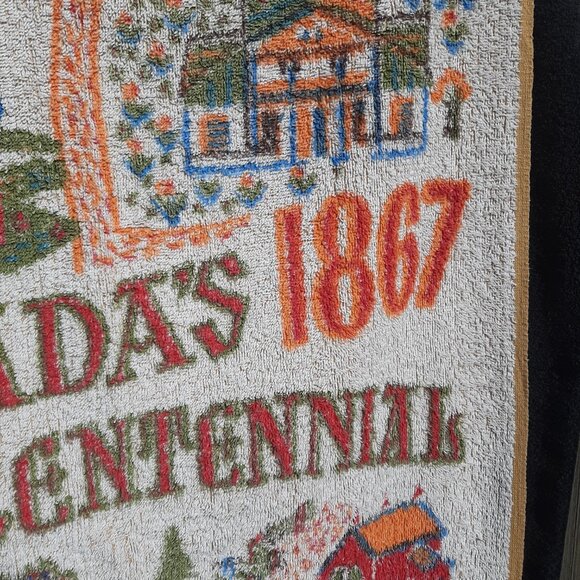 Rare Vtg 60's Cotton Bath Towel, Canada Centennial, 1867-1967 Canadiana 23"x40" - Picture 5 of 8